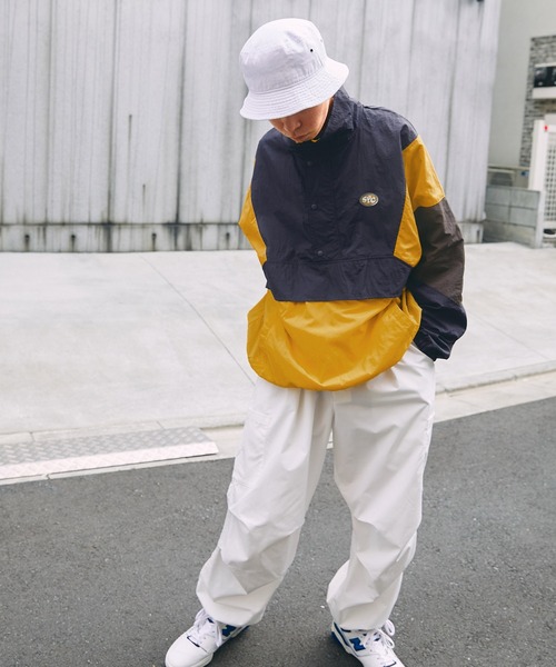 SPOC STORE(スポックストア)の「【SPOC STORE】ワンポイントロゴ ナイロンアノラックブルゾン(ブルゾン・メンズ・グリーン/オレンジ/ブラック/ネイビー・S/M/L)」の7枚目の写真