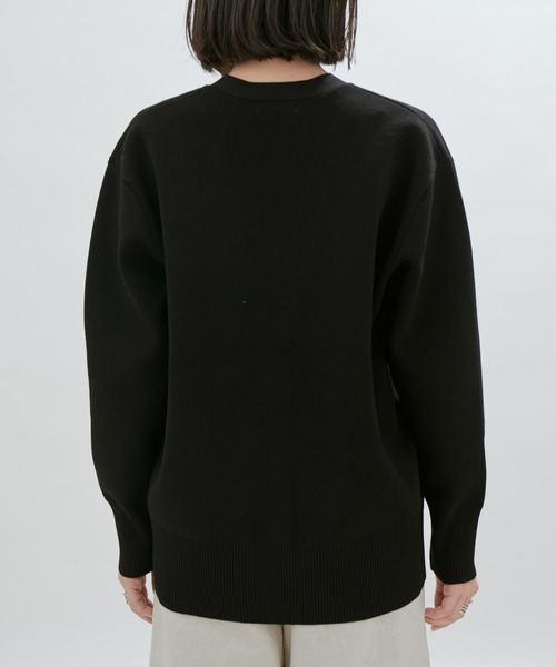 SALON adam et rope'(サロン アダム エ ロペ)の「【WEB・一部直営店舗限定】パールカーディガン / Vネックカーディガン(カーディガン/ボレロ・レディース・パープル系その他/ホワイト/ライトグレー/ブラック・FREE)」の12枚目の写真