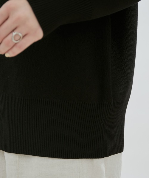 SALON adam et rope'(サロン アダム エ ロペ)の「【WEB・一部直営店舗限定】パールカーディガン / Vネックカーディガン(カーディガン/ボレロ・レディース・パープル系その他/ホワイト/ライトグレー/ブラック・FREE)」の7枚目の写真