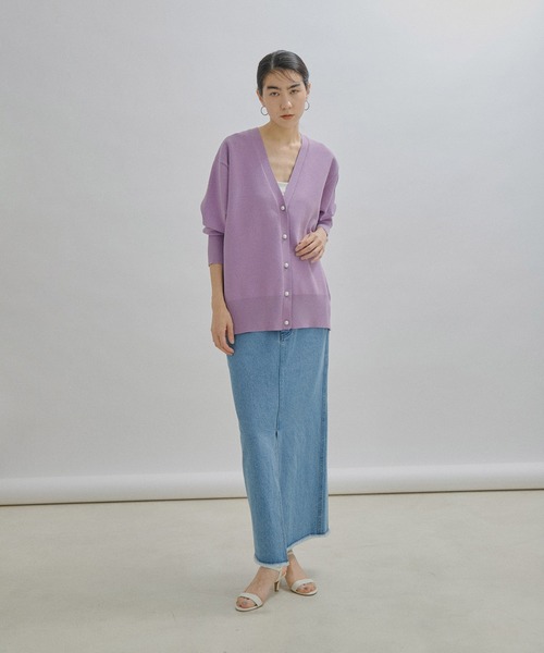 SALON adam et rope'(サロン アダム エ ロペ)の「【WEB・一部直営店舗限定】パールカーディガン / Vネックカーディガン(カーディガン/ボレロ・レディース・パープル系その他/ホワイト/ライトグレー/ブラック・FREE)」の17枚目の写真
