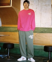 Cavish（カビシ）の「A'GEM/9 × .kom『CAVISH/カビシ』BIG SELLER LOGO SWEATPANTS/ビッグセラーロゴ パンツ（カーゴパンツ）」