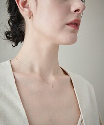 ete（エテ）の「K10YG レイヤー ダイヤモンド バー ネックレス