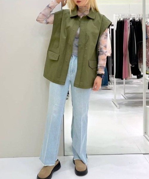 FOREVER 21（フォーエバー トゥエンティーワン）の「【STREET】2WAYミリタリージャケット（ミリタリージャケット・レディース・ブラック/カーキ・FREE）」の19枚目の写真