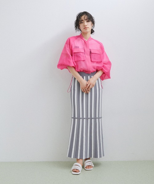 ADAM ET ROPE'(アダムエロペ)の「クロップドシアーブルゾン(ブルゾン・レディース・ブラック/ベージュ/ピンク・FREE)」の14枚目の写真