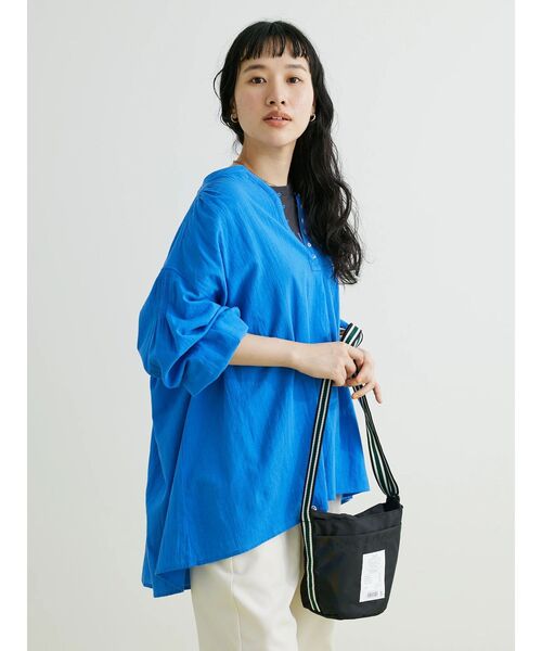 CRAFT STANDARD BOUTIQUE(クラフトスタンダードブティック)の「ジョーゼットスキッパーシャツ(シャツ/ブラウス・レディース・チャコールグレー/オフホワイト/マスタード/ブルー・FREE)」の21枚目の写真