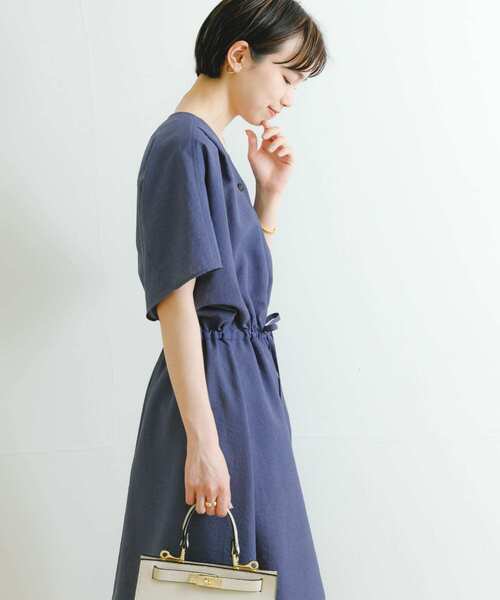 URBAN RESEARCH（アーバンリサーチ）の「『UR TECH DRYLUXE』ギャザーワンピース（ワンピース・レディース・モカ/ブルー/ブラック・36/38）」の4枚目の写真