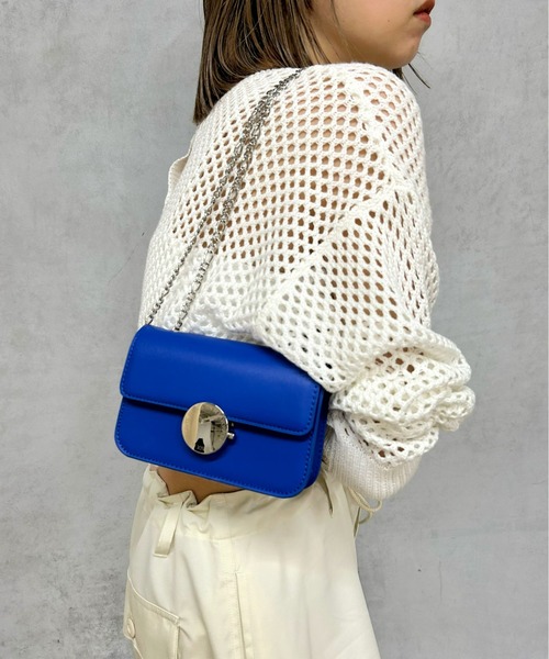 WHO'S WHO gallery（フーズフーギャラリー）の「【SixM/シックスエム】ミニショルダー（ショルダーバッグ・レディース・ブルー/レッド/シルバー・FREE）」の4枚目の写真