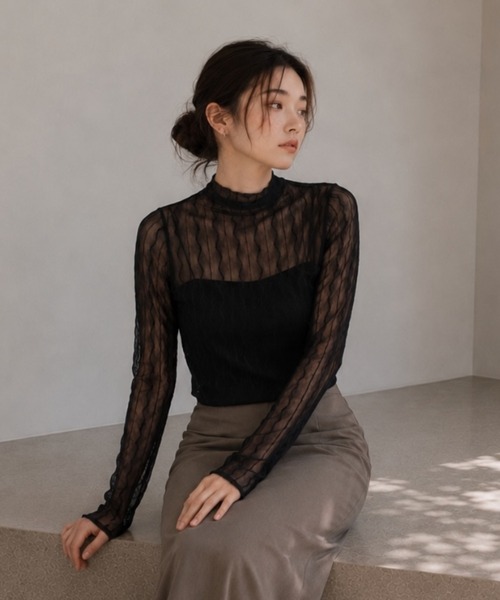 United store(ユナイテッドストア)の「ウェーブパターンシアートップ(Tシャツ/カットソー・レディース・ブラック/アイボリー/ダークブラウン/ホワイト・FREE)」の3枚目の写真