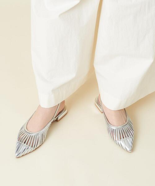 【新品未使用】Odette e Odile スカシバックベルトパンプス ODETTE E ODILE（オデットエオディール）の「【WEB限定】スカシ