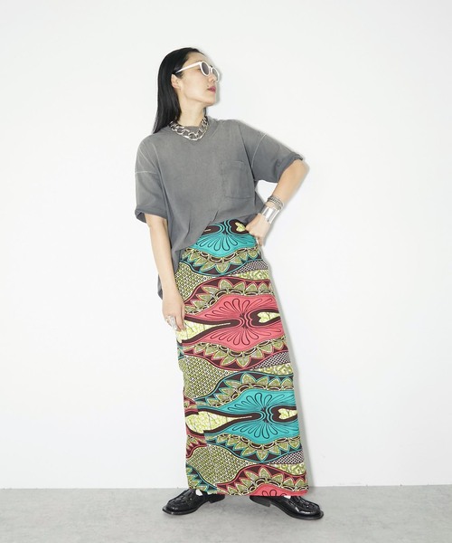 KURO(クロ)の「【KURO/クロ】別注 BD POCKET BIG Tシャツ(Tシャツ/カットソー・レディース・ブラック/レッド・MEDIUM)」の3枚目の写真