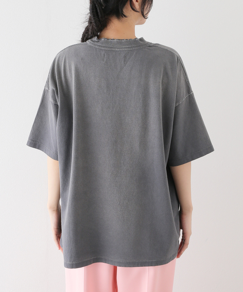 KURO(クロ)の「【KURO/クロ】別注 BD POCKET BIG Tシャツ(Tシャツ/カットソー・レディース・ブラック/レッド・MEDIUM)」の8枚目の写真