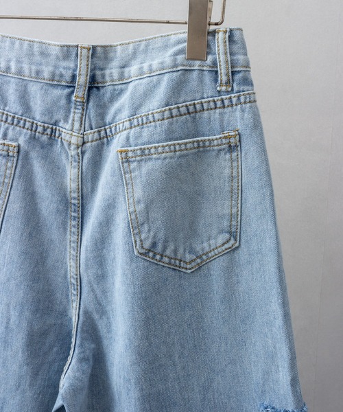 SpRay(スプレイ)の「サイドブロークンストレートデニムパンツ(デニムパンツ・レディース・ブルー系その他/ライトブルー/ブラック・MEDIUM/LARGE)」の17枚目の写真