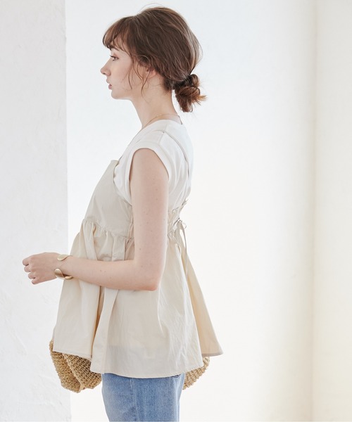 ANGIE（アンジー）の「ペプラムキャミソールトップス（キャミソール・レディース・アイボリー/ブラック/ベージュ・FREE）」の15枚目の写真