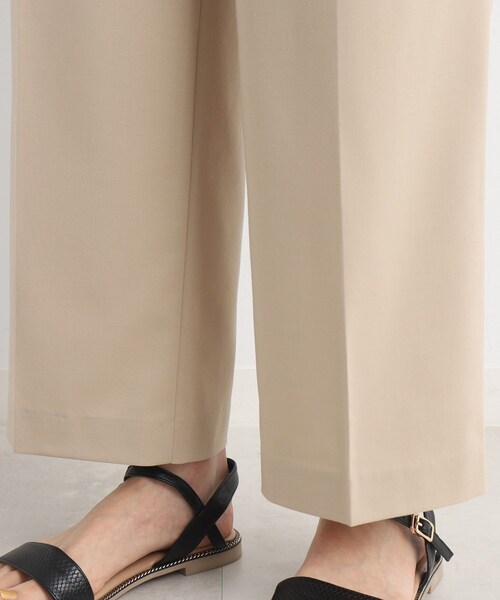 SHOO・LA・RUE（シューラルー）の「◆【洗練された大人の雰囲気】タックワイドパンツ（その他パンツ・レディース・ピンク系/ベージュ/ネイビー/グレー・02/03）」の21枚目の写真