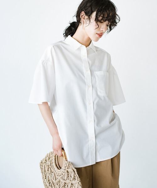 haco!(ハコ)の「ポケットに花束を忍ばせてみた!フラワームーブメントシャツ haco! FACTORY with ah(attach heart)!(シャツ/ブラウス・レディース・ブルー/オフホワイト・SMALL/MEDIUM/LARGE/X-LARGE)」の7枚目の写真