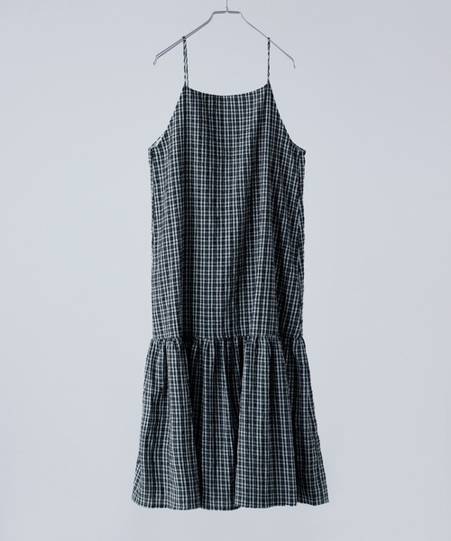etoll.(エトル)の「ギンガムチェックティアードワンピース(ワンピース・レディース・ブルー/ネイビー/ブラック・M)」の10枚目の写真