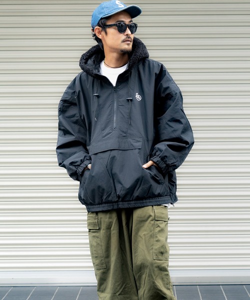 Java（ジャバ）の「《JAVAジャバ 別注》フード付 ボア切替えサイドスリット入ビッグプルオーバー（ブルゾン・メンズ・グレイッシュブルー/ブラック・SMALL/MEDIUM/X-LARGE/LARGE）」の17枚目の写真