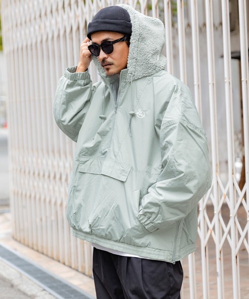 Java（ジャバ）の「《JAVAジャバ 別注》フード付 ボア切替えサイドスリット入ビッグプルオーバー（ブルゾン・メンズ・グレイッシュブルー/ブラック・SMALL/MEDIUM/X-LARGE/LARGE）」の21枚目の写真