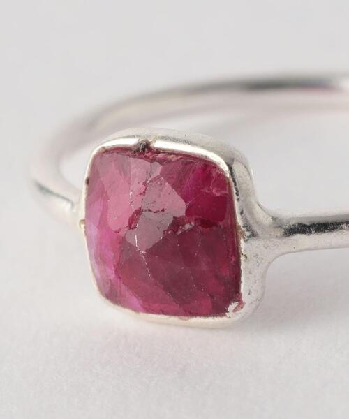 BEAUTY&YOUTH UNITED ARROWS（ビューティーアンドユースユナイテッドアローズ）の「ナチュラルストーン シルバーカラー リング（リング・レディース・オフホワイト/ケリー/ホワイト/ピンク・11）」の7枚目の写真