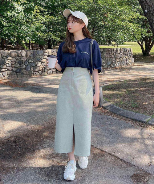 Isn't She?（イズントシー）の「[ SHIORI × Isn't She? ] フロントポケットカラースカート（スカート・レディース・ホワイト系/パープル/カーキ・M）」の2枚目の写真