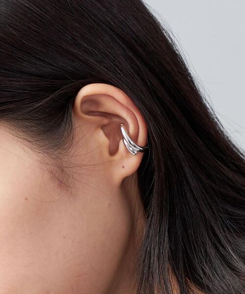 CITEN（シテン）の「＜CITEN＞ダブルライン イヤーカフ【片耳】（イヤーカフ・レディース・シルバー/ゴールド・FREE）」の3枚目の写真