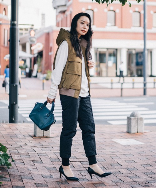 KRIFF MAYER Lady's Collection（クリフメイヤーレディースコレクション）の「《WEB限定》キルトジョガーパンツ（その他パンツ・レディース・ブラック/ナチュラル/ベージュ・SMALL/MEDIUM/LARGE）」の14枚目の写真