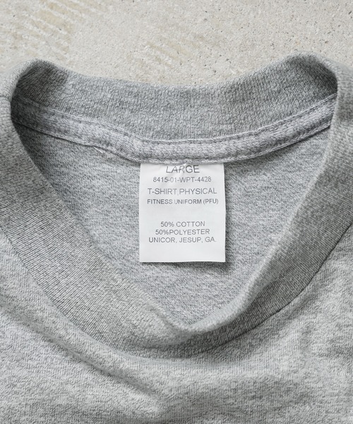MILITARY(ミリタリー)の「実物 新品 デッドストック 米軍 USMA PFU トレーニング Tシャツ コットンポリ(Tシャツ/カットソー・メンズ・グレー・LARGE)」の4枚目の写真