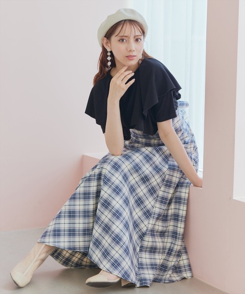 WILLSELECTION(ウィルセレクション)の「フリルカットソープルオーバー(Tシャツ/カットソー・レディース・チャコールグレー/ブラック/ボルドー・MEDIUM)」の4枚目の写真