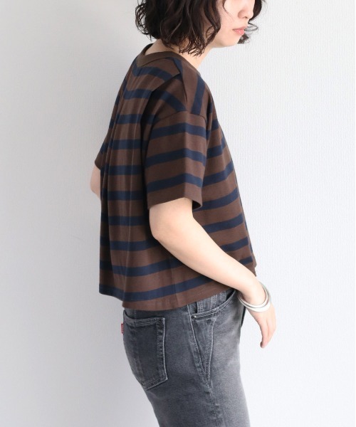 cepo(セポ)の「バックタックボーダーTee(Tシャツ/カットソー・レディース・オフホワイト/グリーン/ブラウン・M)」の17枚目の写真