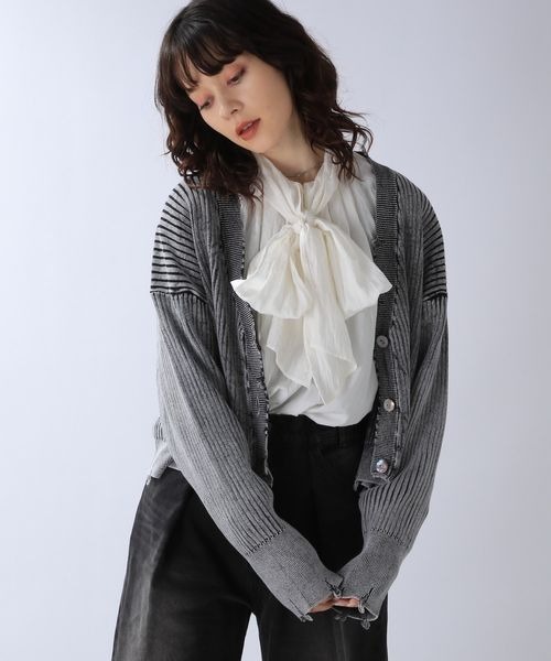 JEANASIS(ジーナシス)の「12GダメージショートVカーディガン/ 980531(カーディガン/ボレロ・レディース・ブラック系その他/グレー系その他/ピンク系その他・FREE)」の22枚目の写真