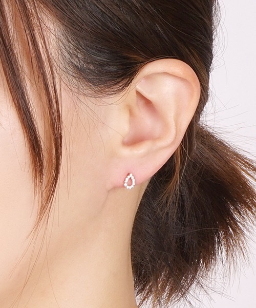 itam(アイタム)の「【itam】アイタム/ ティアドロップピアス(ピアス(両耳用)・レディース・シルバー/ゴールド/ピンクゴールド・FREE)」の4枚目の写真