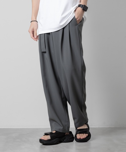 ATTACHMENT（アタッチメント）の「PE コンパクトツイル ベルテッド テーパードフィットトラウザーズ / PE COMPACT TWILL BELTED TAPERED FIT TROUSERS（スラックス・メンズ・グレー/ブラック/ベージュ・2/1/3）」の5枚目の写真