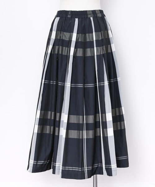 n'OrLABEL（ノアールレーベル）の「『チェック柄タックフレアスカート』（スカート・レディース・ライトベージュ/ダークネイビー・FREE）」の10枚目の写真