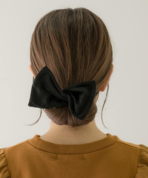 URBAN RESEARCH Sonny Label（アーバンリサーチサニーレーベル）の「フェイクスエードデフトバン（その他ヘアアクセサリー・レディース・ネイビー/ブラック/キャメル・ONE）」の2枚目の写真