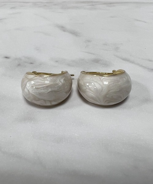 VICKY(ビッキー)の「【KOREAN ITEM】マーブルピアス(ピアス(両耳用)・レディース・ホワイト/ピンク・FREE)」の5枚目の写真