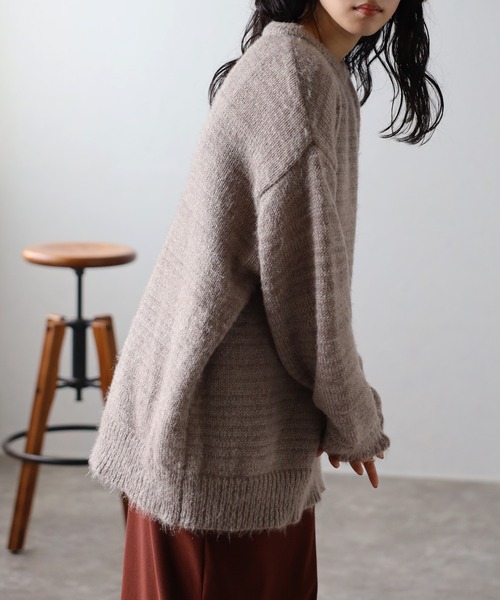 amini(アミニ)の「【2023 A/W新作】ラメ起毛オーバーサイズニット(ニット/セーター・レディース・ブラック/ブラウン/オレンジ/ブルー/アイボリー・MEDIUM)」の12枚目の写真