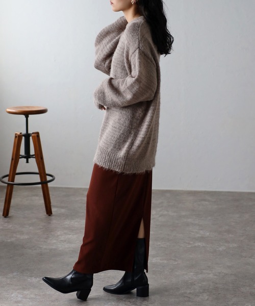 amini(アミニ)の「【2023 A/W新作】ラメ起毛オーバーサイズニット(ニット/セーター・レディース・ブラック/ブラウン/オレンジ/ブルー/アイボリー・MEDIUM)」の15枚目の写真