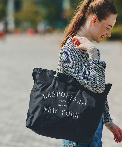 LeSportsac レスポートサック LARGE 2WAYTOTE ブラック LeSportsac（レスポートサック）の「LARGE 2 WAY TOTE フラク