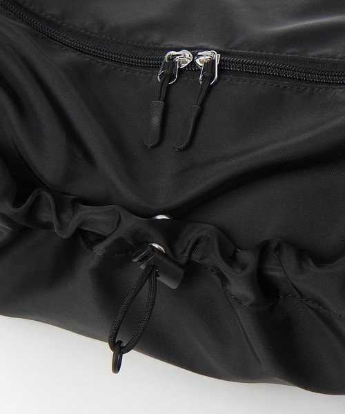 LAKOLE（ラコレ）の「ドロストバレルショルダー / 991682（ショルダーバッグ・レディース・ホワイト/ブラック/ベージュ・FREE）」の6枚目の写真