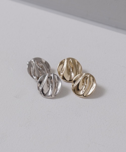 Kastane(カスタネ)の「【fiw.】BIGモチーフイヤリング(イヤリング・レディース・シルバー/ゴールド・FREE)」の3枚目の写真