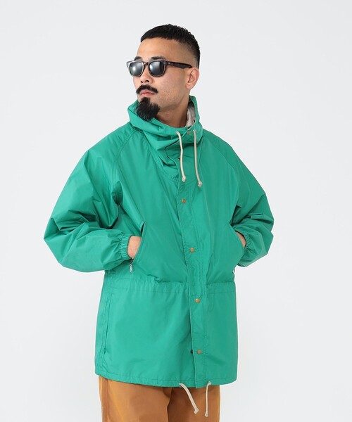 【GREEN】BEAMS PLUS / 2.5レイヤー ナイロン タッサー マウンテンパーカー BEAMS PLUS（ビームスプラス）の「BEAMS PLUS / 2.5レイヤー ナイロン