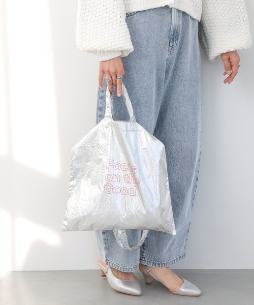 LEPSIM(レプシィム)の「メタリックロゴトートバッグ 996293(トートバッグ・レディース・オフホワイト/ブルー/シルバー・ONE SIZE)」の20枚目の写真