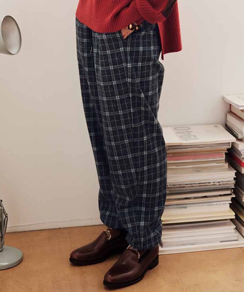 MEDE19F(メデジュウキュウ)の「MEDE19F クラシックウール素材に見えるリラックスパンツ(その他パンツ・レディース・ブラック系その他/チェック/ストライプ・MEDIUM/LARGE/X-LARGE/XX-LARGE)」の3枚目の写真