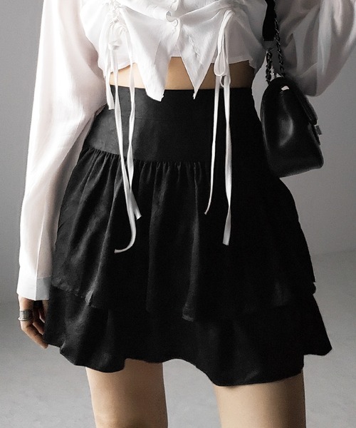 me+em select（ミームセレクト）の「【 ２color 】ダブルフリルハイウエストフレアミニスカート（スカート・レディース・ブラック/アイボリー・FREE）」の6枚目の写真