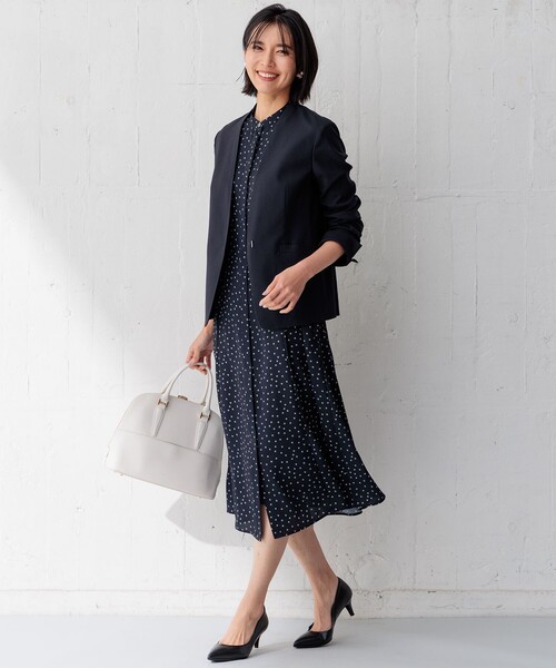 23区(ニジュウサンク)の「【洗える】バックサテンアムンゼン タイプリント ワンピース(ワンピース・レディース・ネイビー系5・36/38/40)」の5枚目の写真