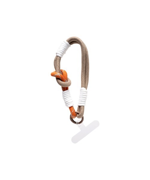 Hamee（ハミィ）の「DOLLY TIE ドリータイ ネオンハンドストラップ DOLLY STRAP(Cタイプ)（スマホグッズ・レディース・ブルー系その他2/ブラック系その他2/スカイブルー/イエロー系その他2/レッド系その他2/フューシャピンク/ピンク系その他2/ミント/グリーン系その他2/オレンジ系その他2/ベージュ系その他2/ライラック/その他1/レッド系その他3・FREE）」の3枚目の写真