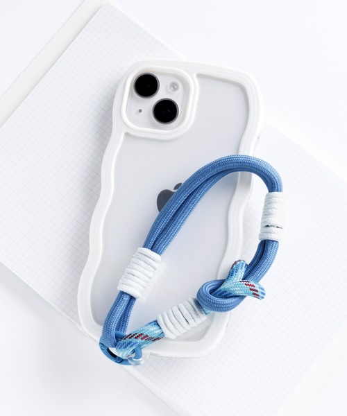 Hamee（ハミィ）の「DOLLY TIE ドリータイ ネオンハンドストラップ DOLLY STRAP(Cタイプ)（スマホグッズ・レディース・ブルー系その他2/ブラック系その他2/スカイブルー/イエロー系その他2/レッド系その他2/フューシャピンク/ピンク系その他2/ミント/グリーン系その他2/オレンジ系その他2/ベージュ系その他2/ライラック/その他1/レッド系その他3・FREE）」の7枚目の写真