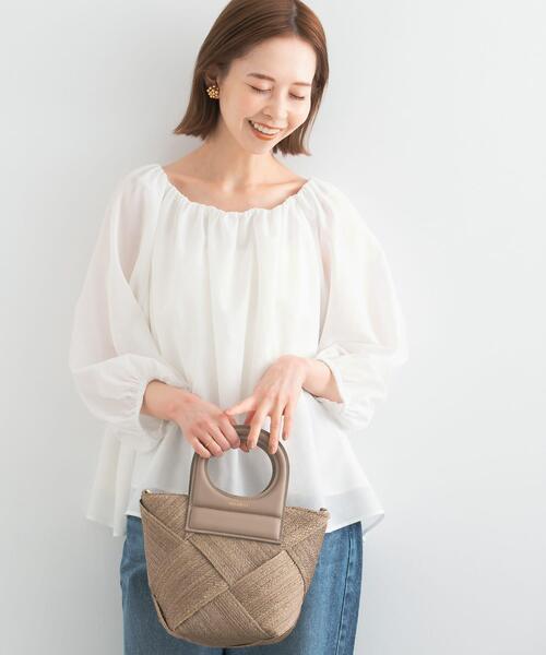 URBAN RESEARCH ROSSO WOMEN(アーバンリサーチ ロッソ)の「2WAYオフショルブラウス(シャツ/ブラウス・レディース・ブラック/ホワイト・FREE)」の5枚目の写真