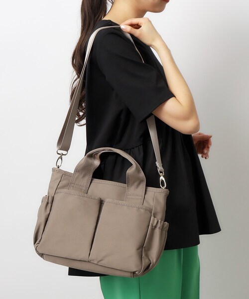 OPAQUE.CLIP（オペークドットクリップ）の「◆【撥水加工／2WAY】ギャザーポケットミドルトートバッグ（トートバッグ・レディース・サンドベージュ/ブラック・00）」の20枚目の写真