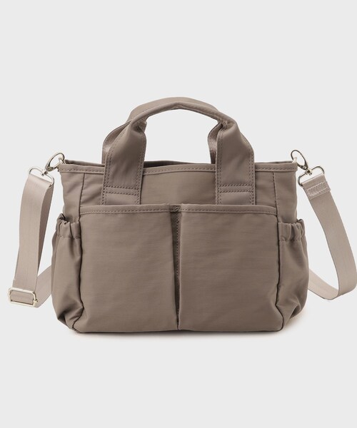 OPAQUE.CLIP（オペークドットクリップ）の「◆【撥水加工／2WAY】ギャザーポケットミドルトートバッグ（トートバッグ・レディース・サンドベージュ/ブラック・00）」の14枚目の写真